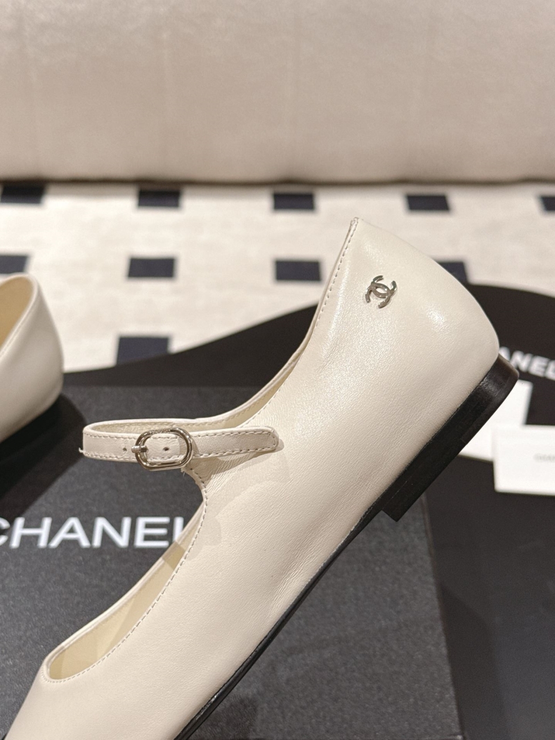 Ch**el flat shoes